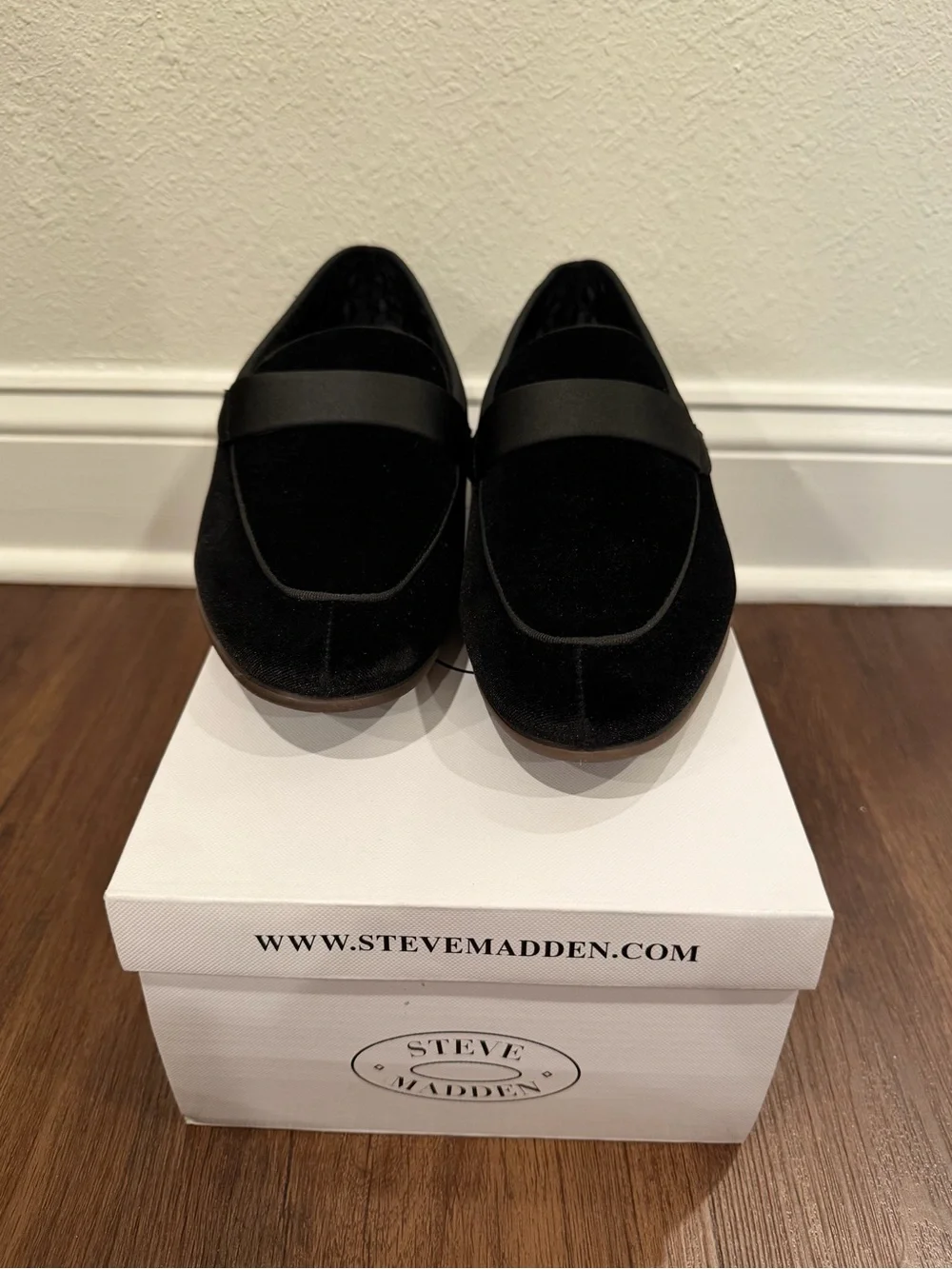 Steve Madden Black Velvet Penny Loafers